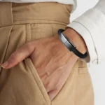 ⁦كابل سوار معصم من نوع Porodo USB-C إلى Lightning بمشبك فولاذي مغناطيسي⁩ - الصورة ⁦2⁩